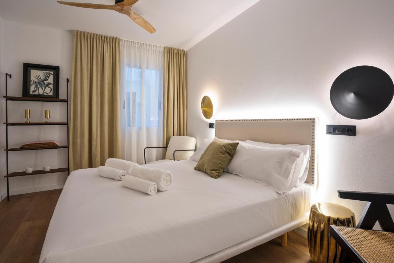 Hotel Casa Trafalgar Барселона Екстериор снимка