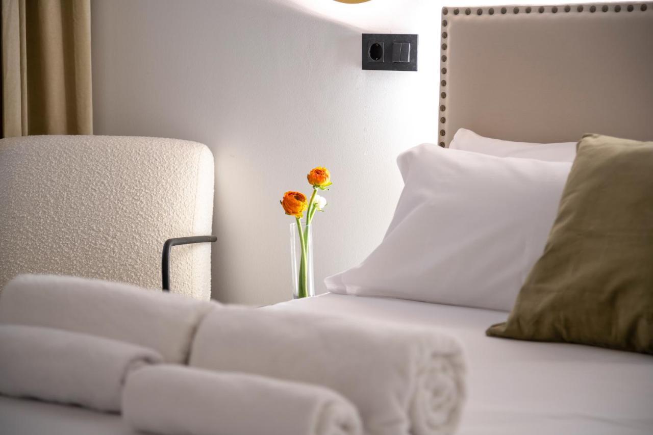 Hotel Casa Trafalgar Барселона Екстериор снимка