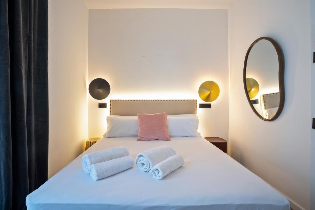 Hotel Casa Trafalgar Барселона Екстериор снимка