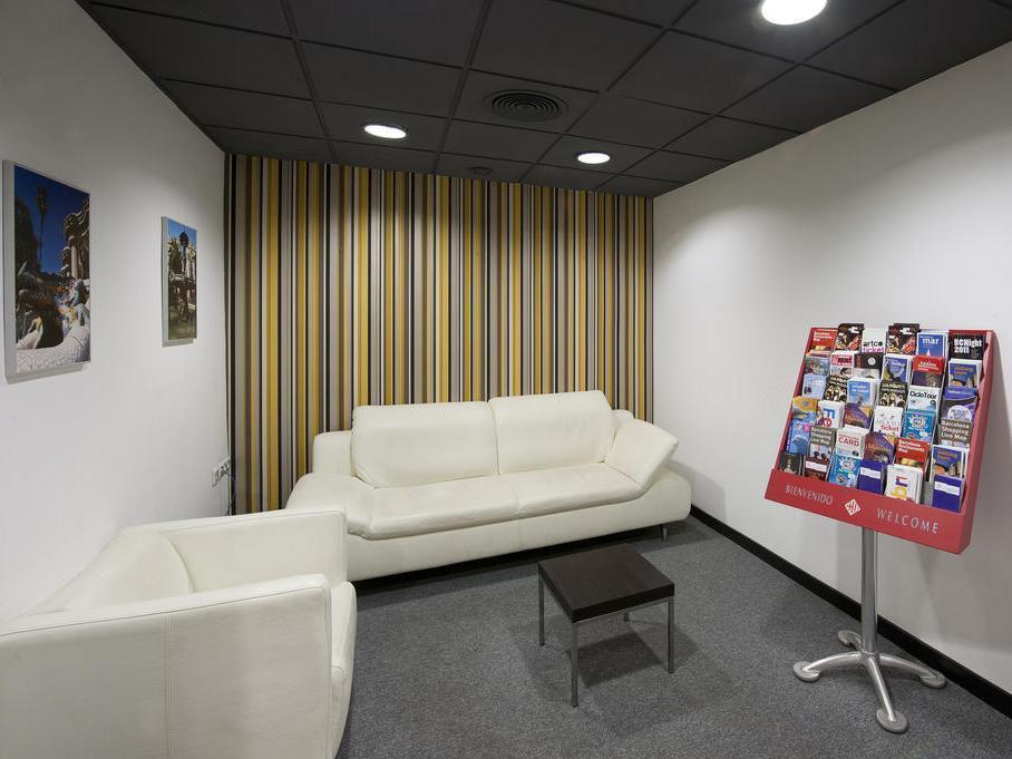 Hotel Casa Trafalgar Барселона Екстериор снимка