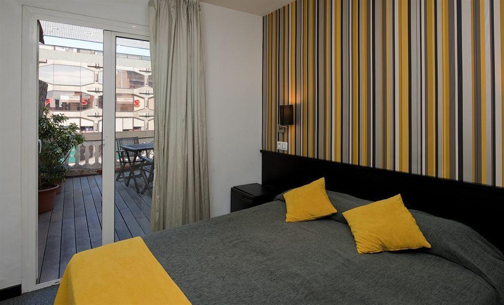 Hotel Casa Trafalgar Барселона Екстериор снимка