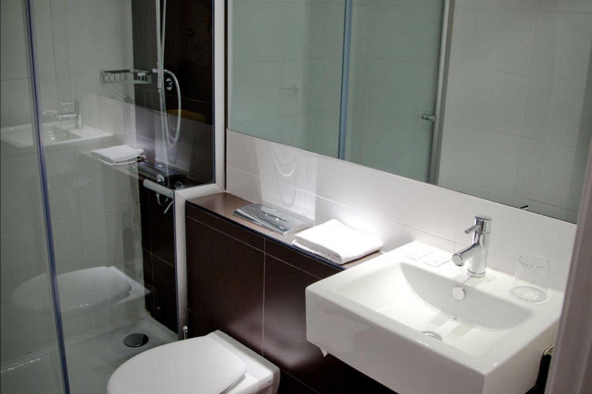 Hotel Casa Trafalgar Барселона Екстериор снимка
